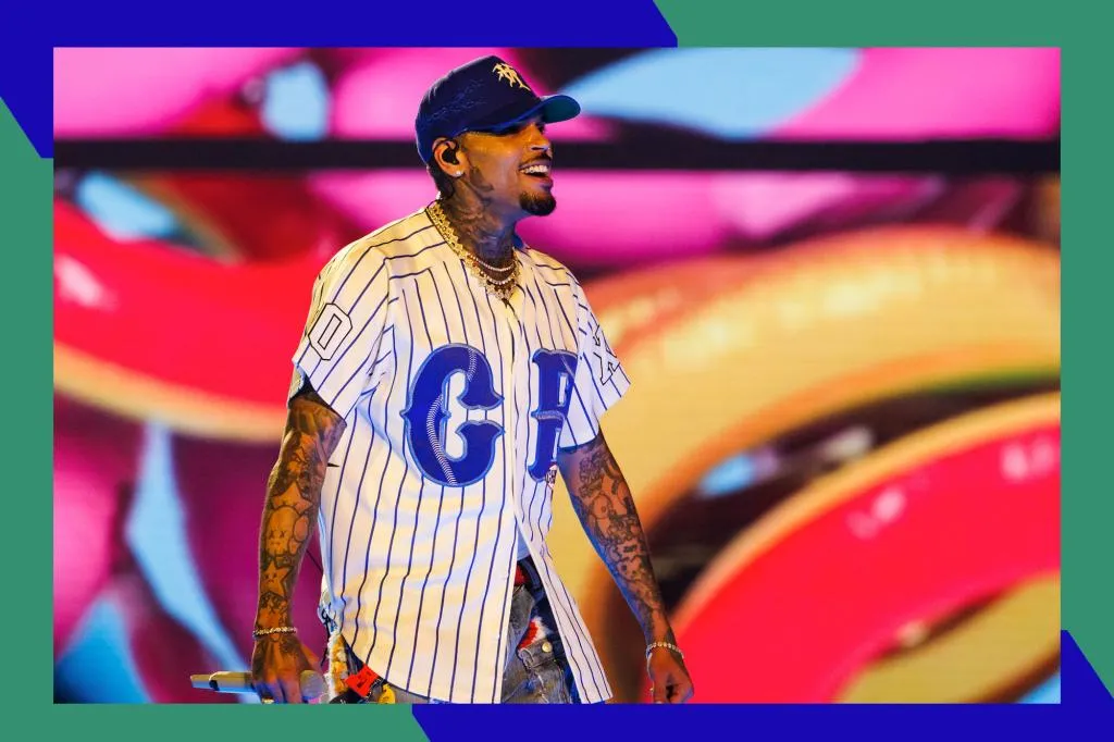 What do the cheapest tickets cost to see Chris Brown at MetLife...
