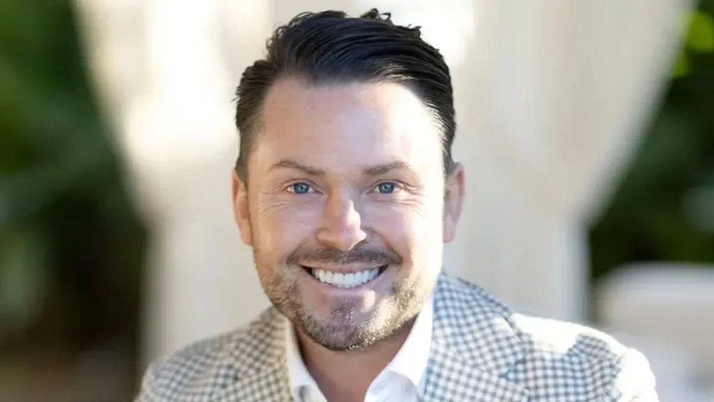 One mogul who has NOT been put off Dubai splashes £95M on penthouse