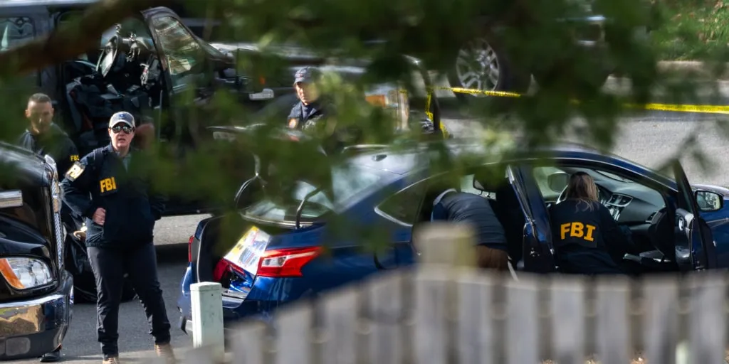 D.C. pipe bomb suspect argues he should be covered by Trump's Jan. 6 pardons