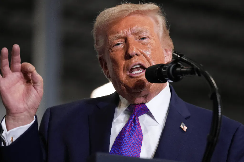 Trump's approval rating hits new low on two major issues