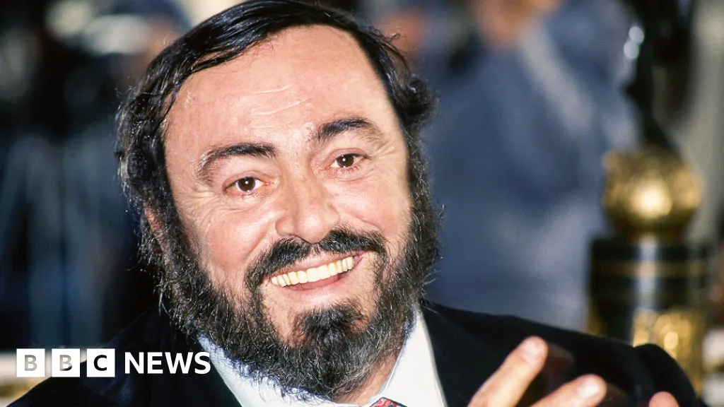 Pavarotti's Llangollen concert given new voice in lost recording
