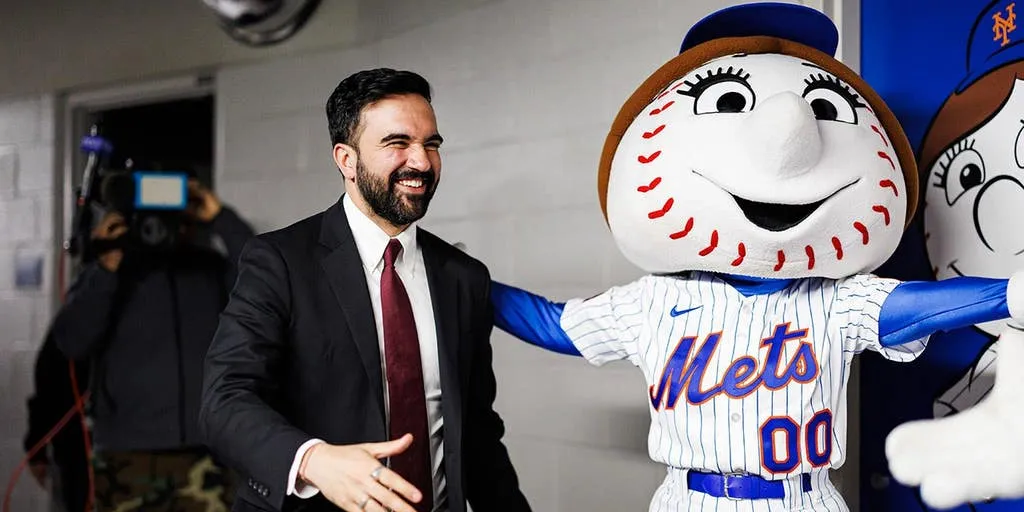 New York talk show host changes MLB allegiance from 'Mamdani Mets' to Yankees: 'Pretty easy choice'