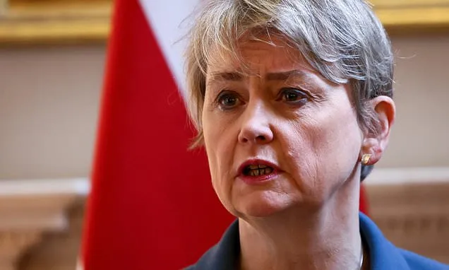 Cooper to meet Rubio after Chagos deal thrown into fresh doubt