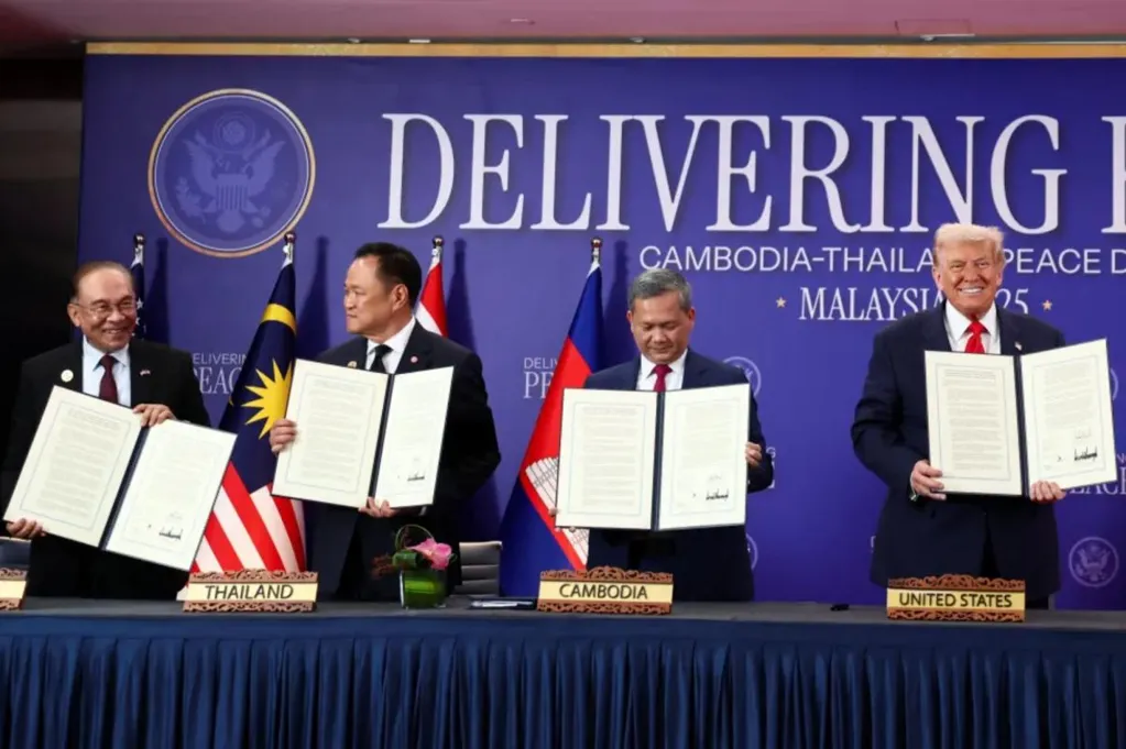 Trump signs peace and trade deals ending conflict between Cambodia...