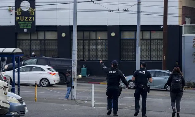 Seattle man faces 5 assault charges in random sidewalk stabbings