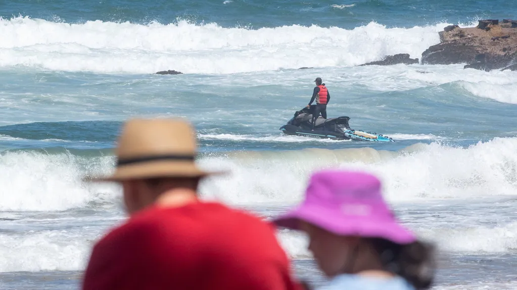 After Four Shark Attacks in 48 Hours, Australia Shuts Dozens of Beaches