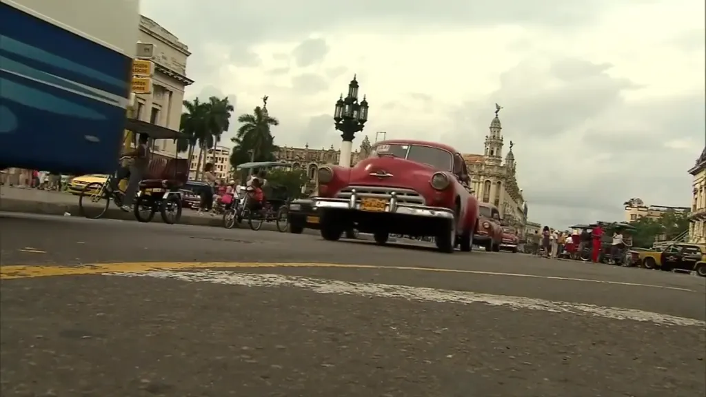 Cuban official confirms possibly allowing Cubans living in US to own businesses on island amid opposition from local activists - WSVN 7News | Miami News, Weather, Sports | Fort Lauderdale