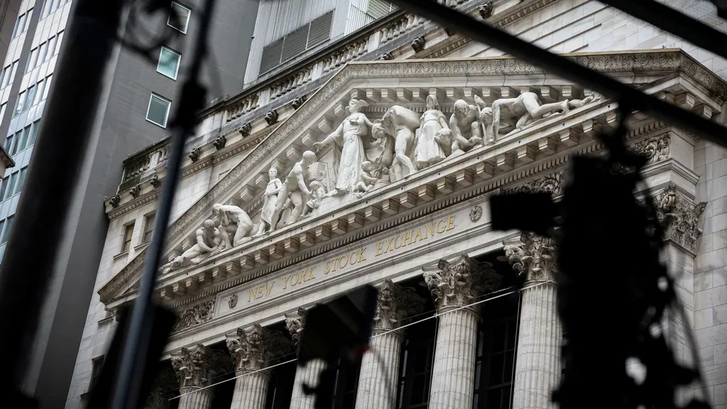 Here are 3 themes that drove another super challenging week for stocks