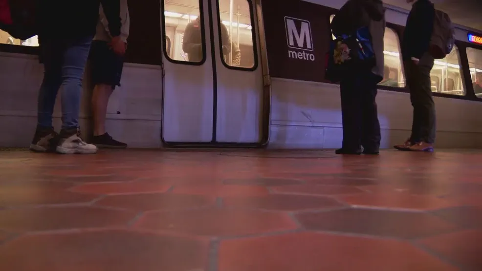Metro moves forward with process to enable credit card tap-to-ride system