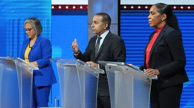 Illinois Democrats duke it out for Durbin's seat