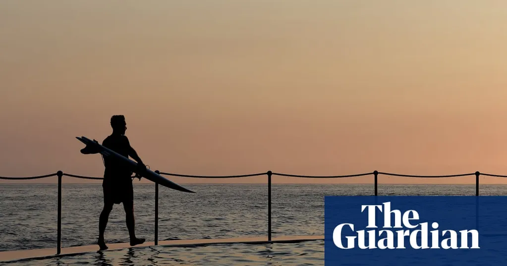 Umbrellas or barbecues: Christmas weather forecast gifts mixed bag for Australians