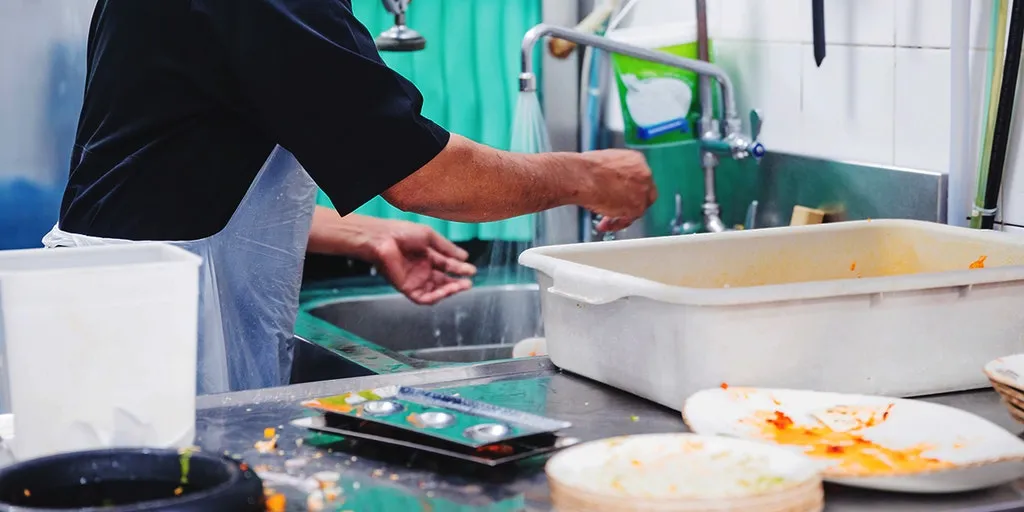 Diners rank the 10 'dirtiest' states for restaurants  --  see if yours made the list