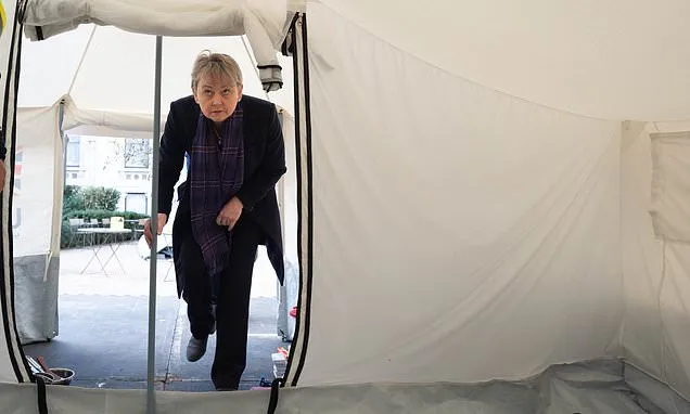 Cooper to set out aid spending as Labour backbenchers call for rethink