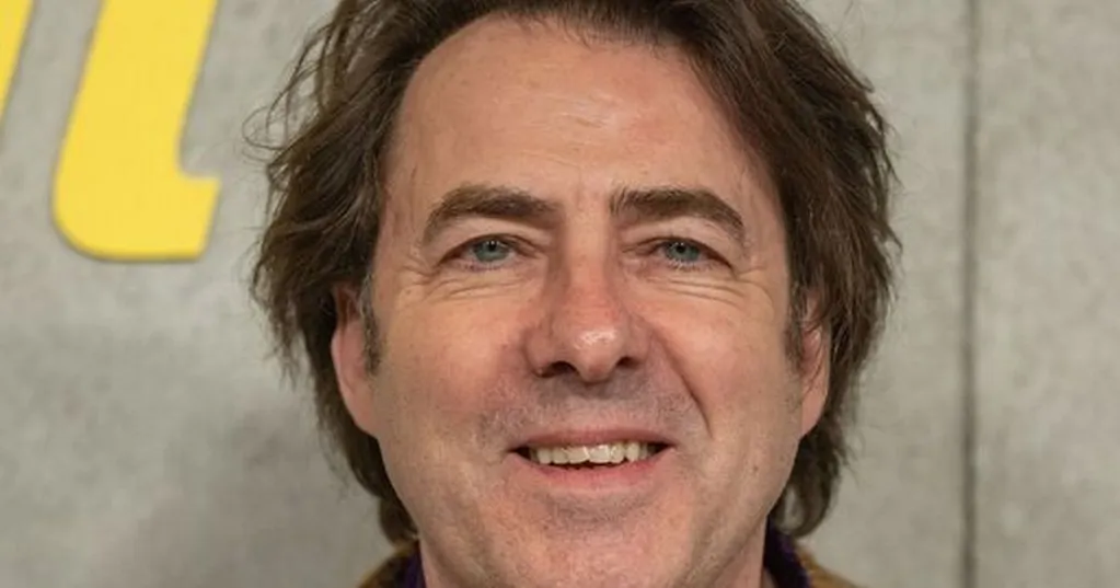 Jonathan Ross changes career in major way as he announces new show