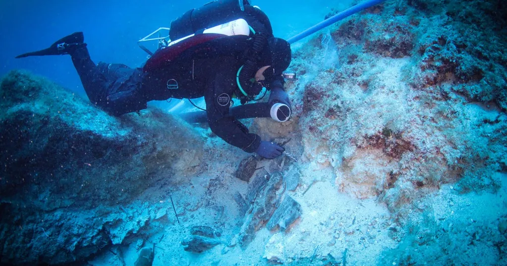 Divers exploring ancient Greek shipwreck find statue fragments, retrieve pieces of wreckage