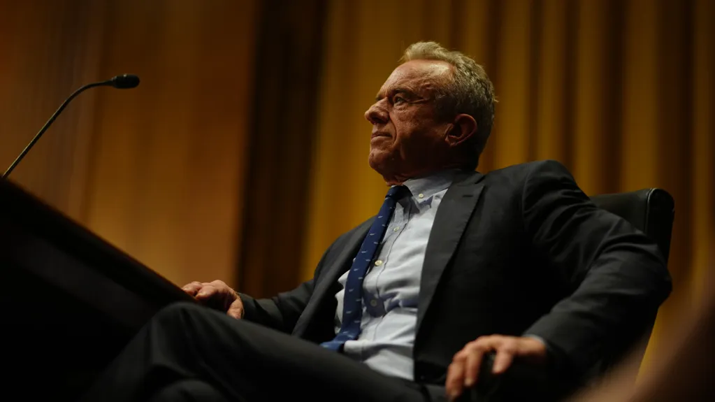 Kennedy, Rejecting Data, Fuels Distrust of His Own Agencies