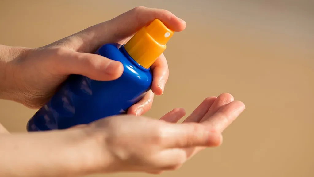 Bank Holiday skin cancer warning as third of adults 'don't use SPF'