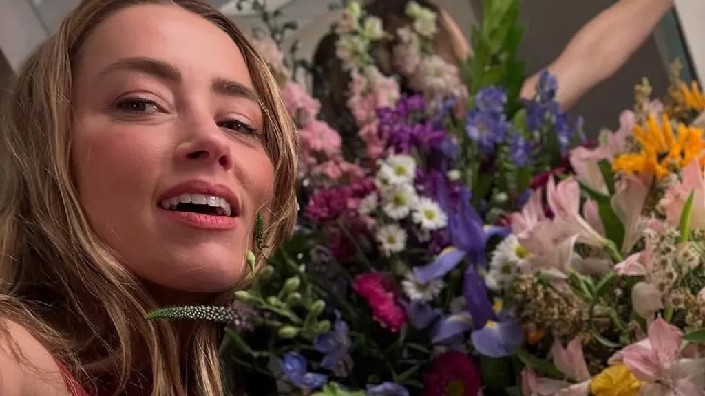 Amber Heard thanks 'supporters' as she moves on from Depp trial drama
