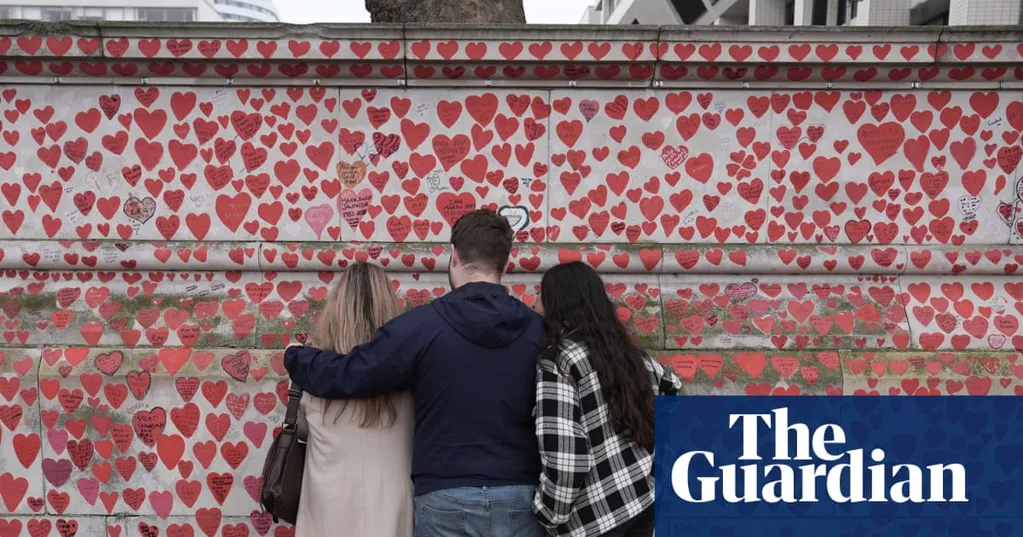 'Superhuman' healthcare workers saved NHS from collapse, Covid inquiry finds