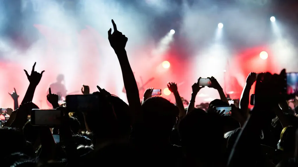 Beloved Noughties star 'is secretly working on a return to music'