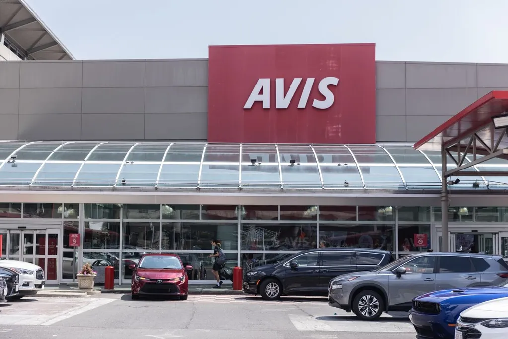Avis's 200% Surge Lures New Shorts Eyeing Trip 'Back to Reality'