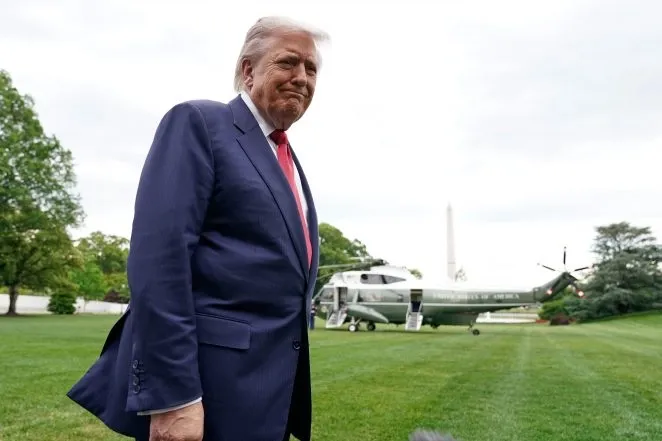 Trump Sees a 'big, Fat Hug' from China's Xi, but Iran War Adds Trip Tension | LatestLY