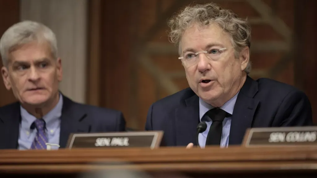 Republican senators clash over vaccines