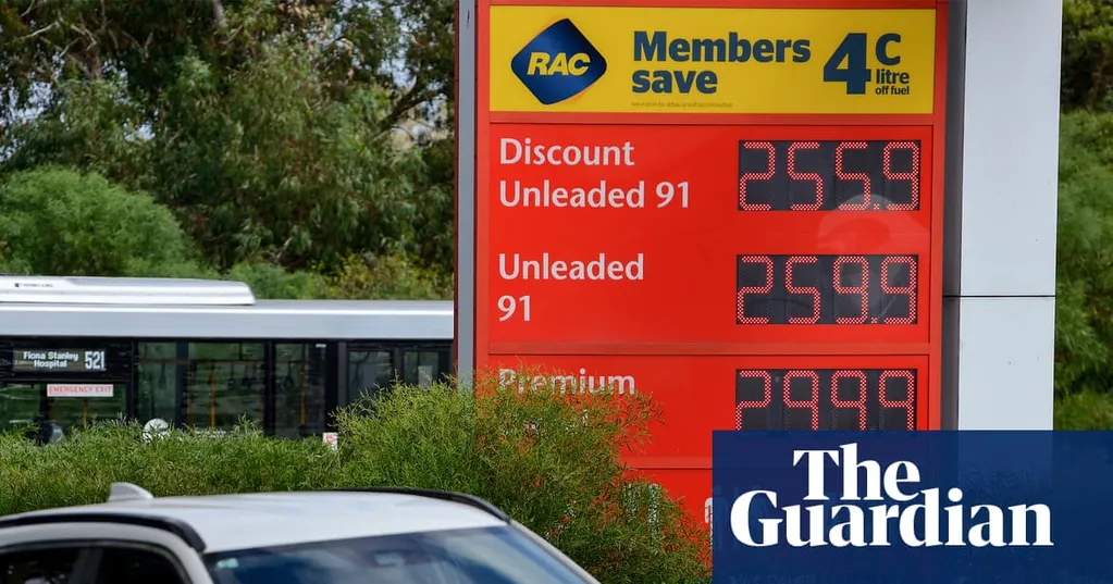 Albanese urged to help Australians struggling with fuel crisis, as NZ offers first-of-its-kind cash relief