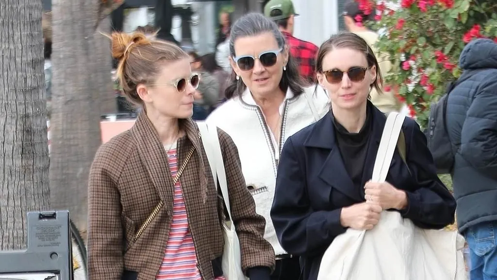 Kate and Rooney Mara make a rare sighting with their mother in LA