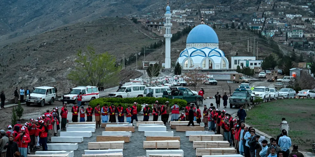 Pakistan and Afghanistan announce temporary pause in fighting, 2 days after deadly Kabul strike