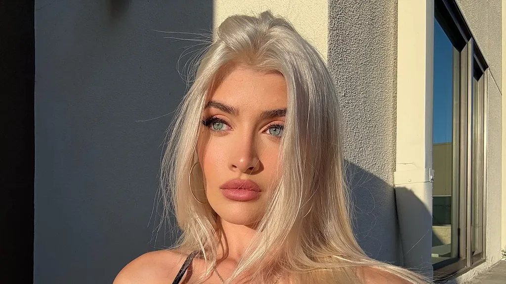 Denise Richards' child Sami Sheen reveals mental illness amid divorce