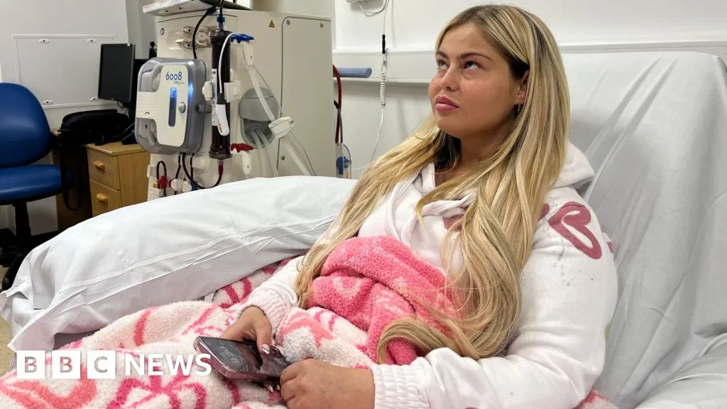 Sunderland kidney failure woman is youngest on dialysis unit