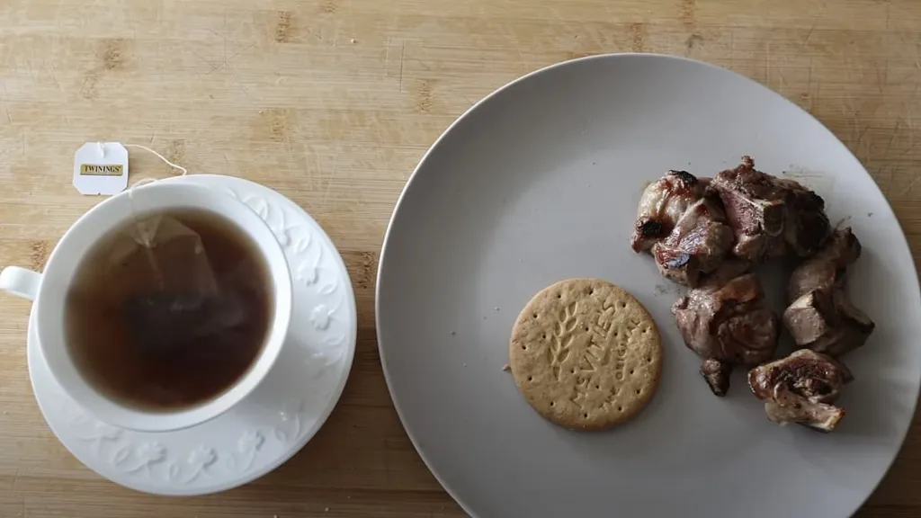 Personal trainer tries out the first-ever diet from 1865
