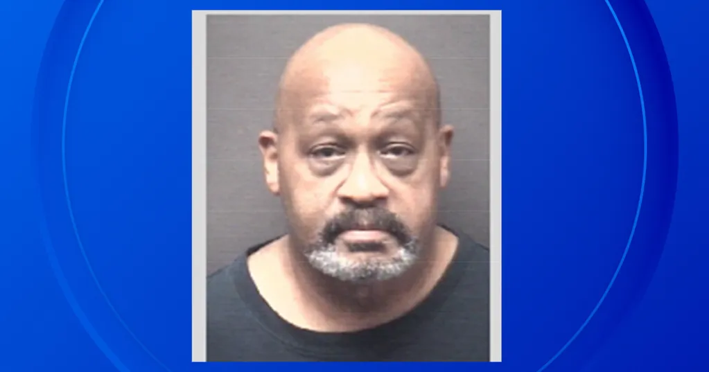 Former Detroit police sergeant accused of kidnapping, sexually assaulting 5 young women