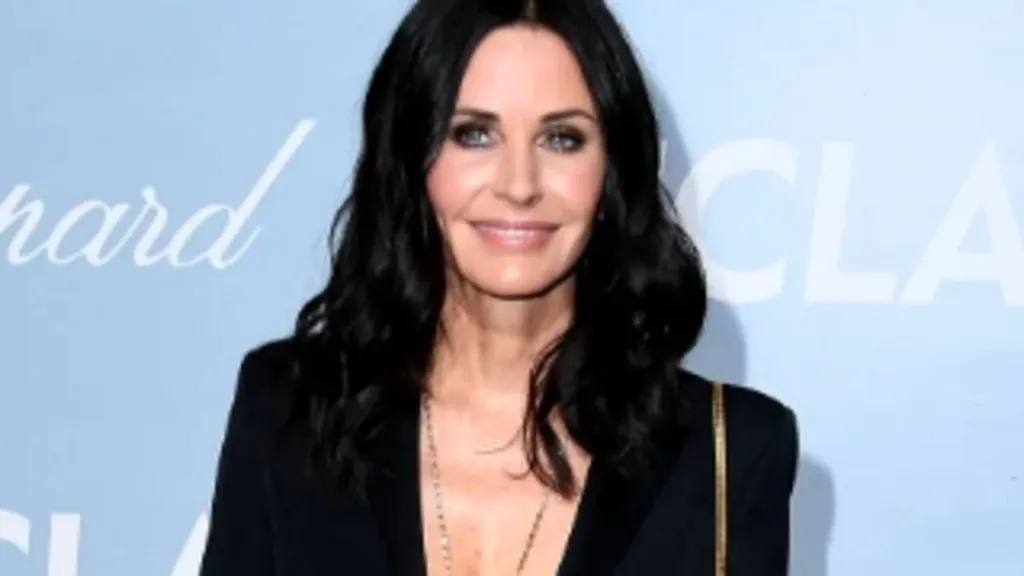 Courteney Cox invites fans inside her stunning Los Angeles home
