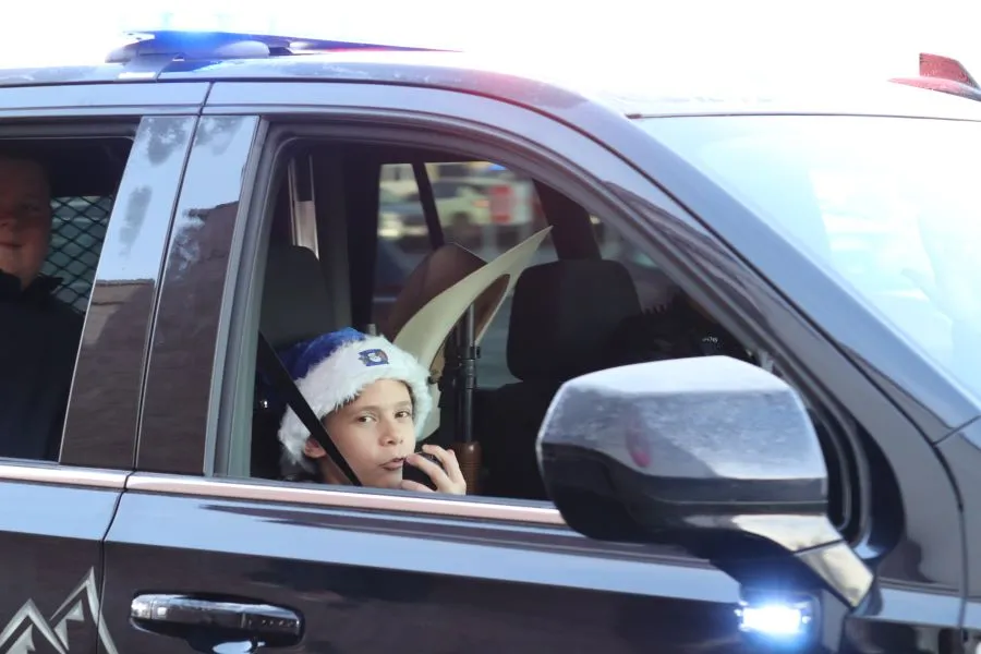 Shop with a Cop brings smiles to children in Idaho Falls and Ammon - East Idaho News