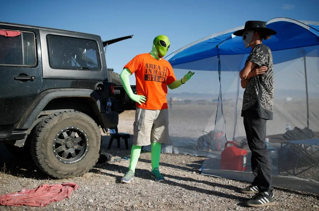 Trust no one: The Pentagon needs to come clean about UFO lies