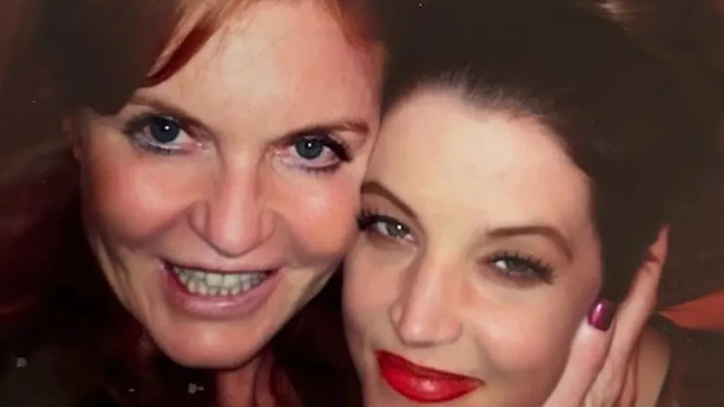 Has Fergie been hiding out with her friend Priscilla Presley?