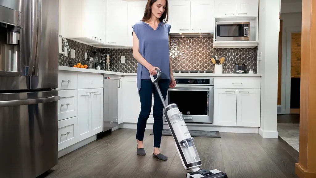 Amazon slashes price on 'game changing' vacuum cleaner: 'Magic wand'