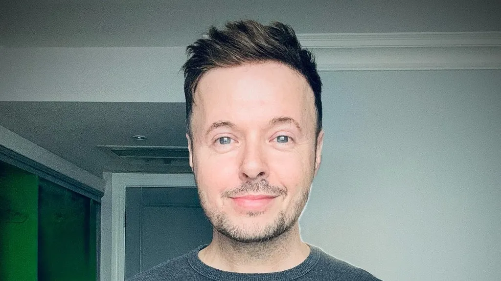 Nineties pop icon Lee Brennan announces a major career move