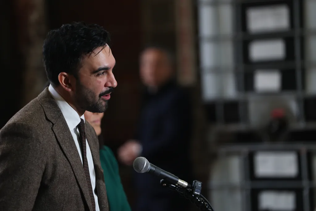 Zohran Mamdani reacts to Elon Musk warning 