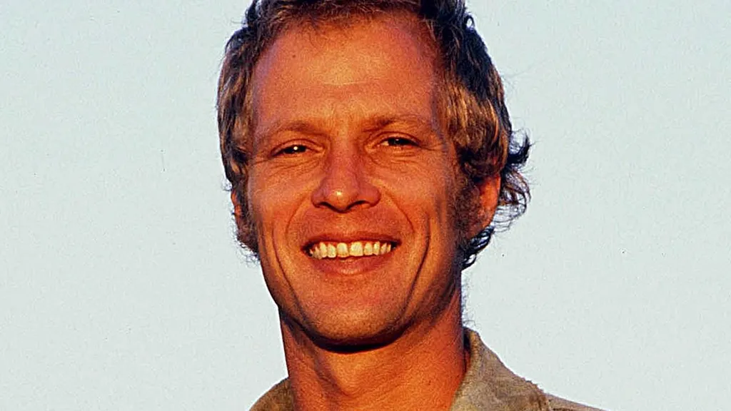 How Chris Hemsworth's uncle went from Aussie hero to cop killer