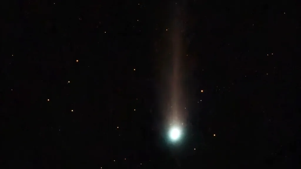 Rare Comet Appears Over New Zealand, Australia and South Africa