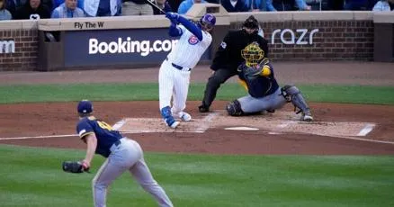 Instant analysis from the Cubs' Game 3 victory over the Brewers in the NLDS