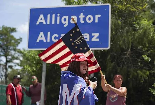 Lawmakers visit 'Alligator Alcatraz,' but some wonder how much they'll get to see | Jefferson City News-Tribune