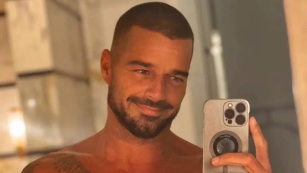 Ricky Martin, 53, sends fans into frenzy as he shares NUDE thirst trap