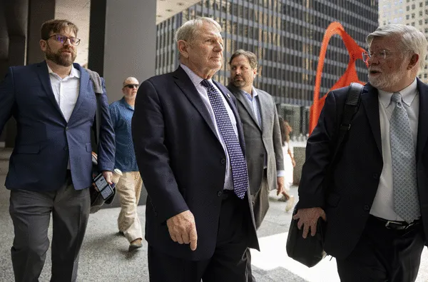 Former ComEd CEO, company lobbyist walk free day after Chicago appeals court ruling