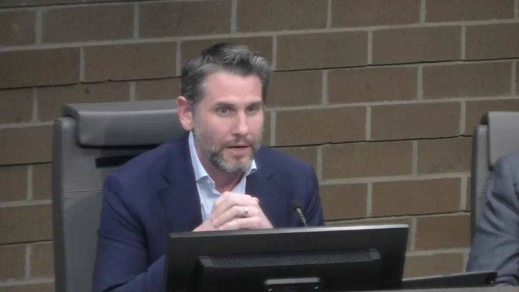 Sterling Heights Mayor Michael Taylor again criticizes ICE at meeting