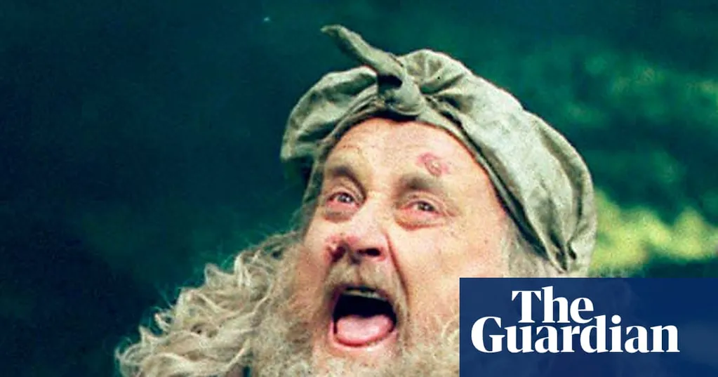 Desmond Barrit obituary