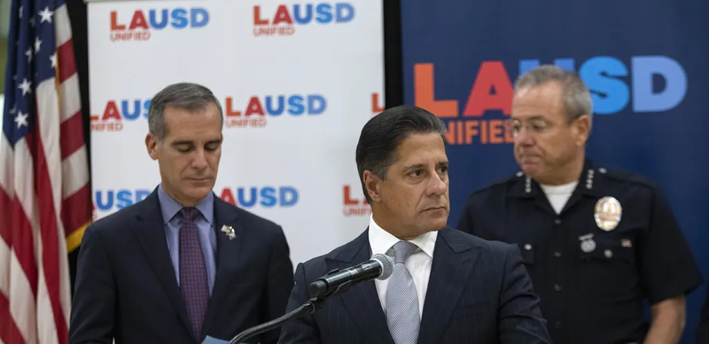 FBI Raids LAUSD Superintendent's Home in AI-Related Probe